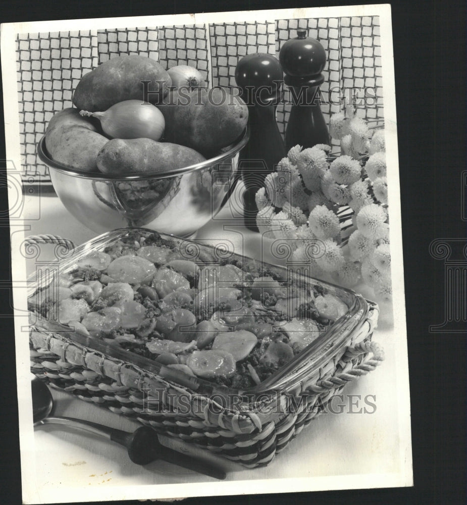 1979 Press Photo Au Gratin Potatoes/Casserole/Cooking - RRW35523 - Historic Images