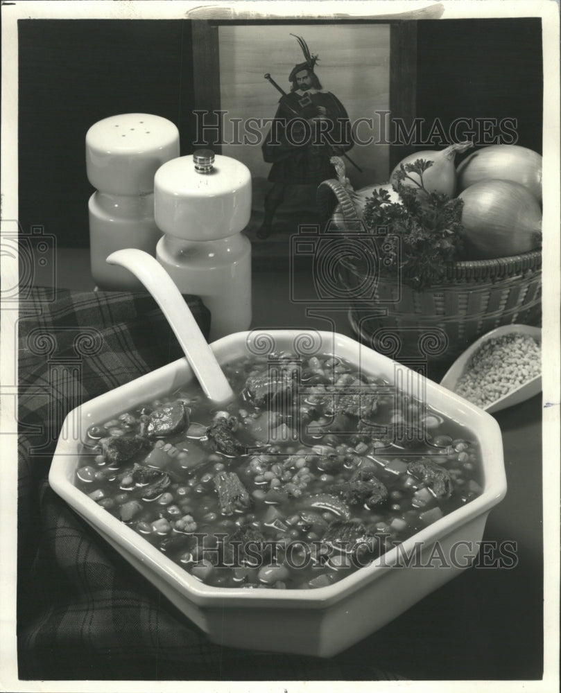 1981 Press Photo Lamb Soup - RRW35829 - Historic Images