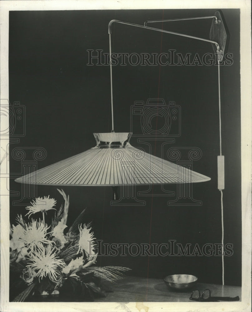 1955 Press Photo Eastern influence wall lamp - RRW35919 - Historic Images