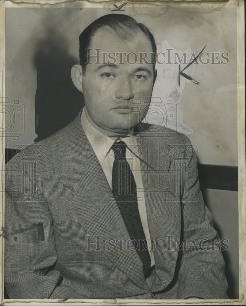 1949 Press Photo Ward Kemp Detroit Attorney Assistant - RRW36113 - Historic Images