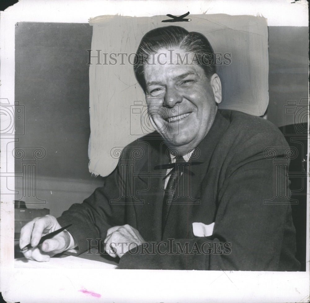 1953 Press Photo James P. Mitchell - RRW36129 - Historic Images