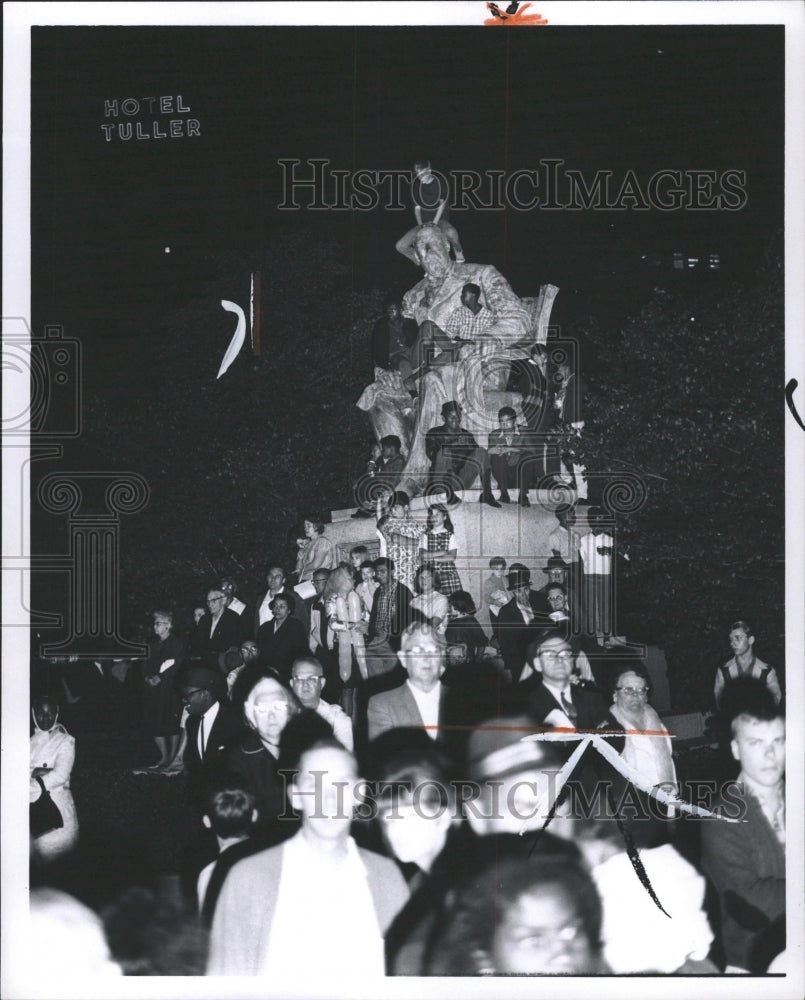 1966 Press Photo STATE FAIR PARADE HAZEN PINGREE STATUE - RRW36291 - Historic Images