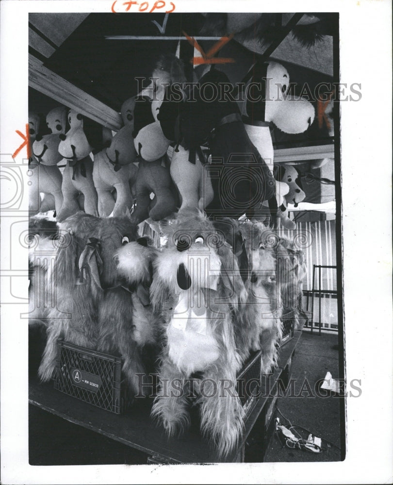 1979 Press Photo Midway Statefair Stuffed Dogs - RRW36315 - Historic Images