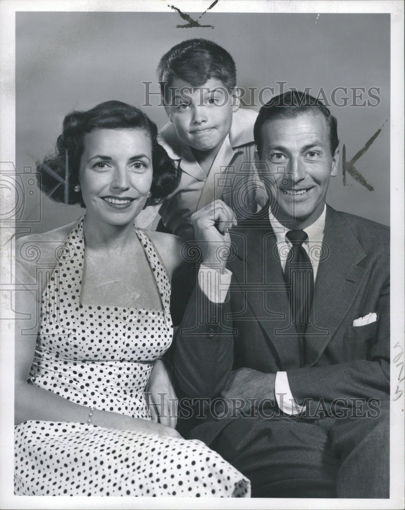 1953 Press Photo ActorsSargent Huston Lynn - RRW36361 - Historic Images