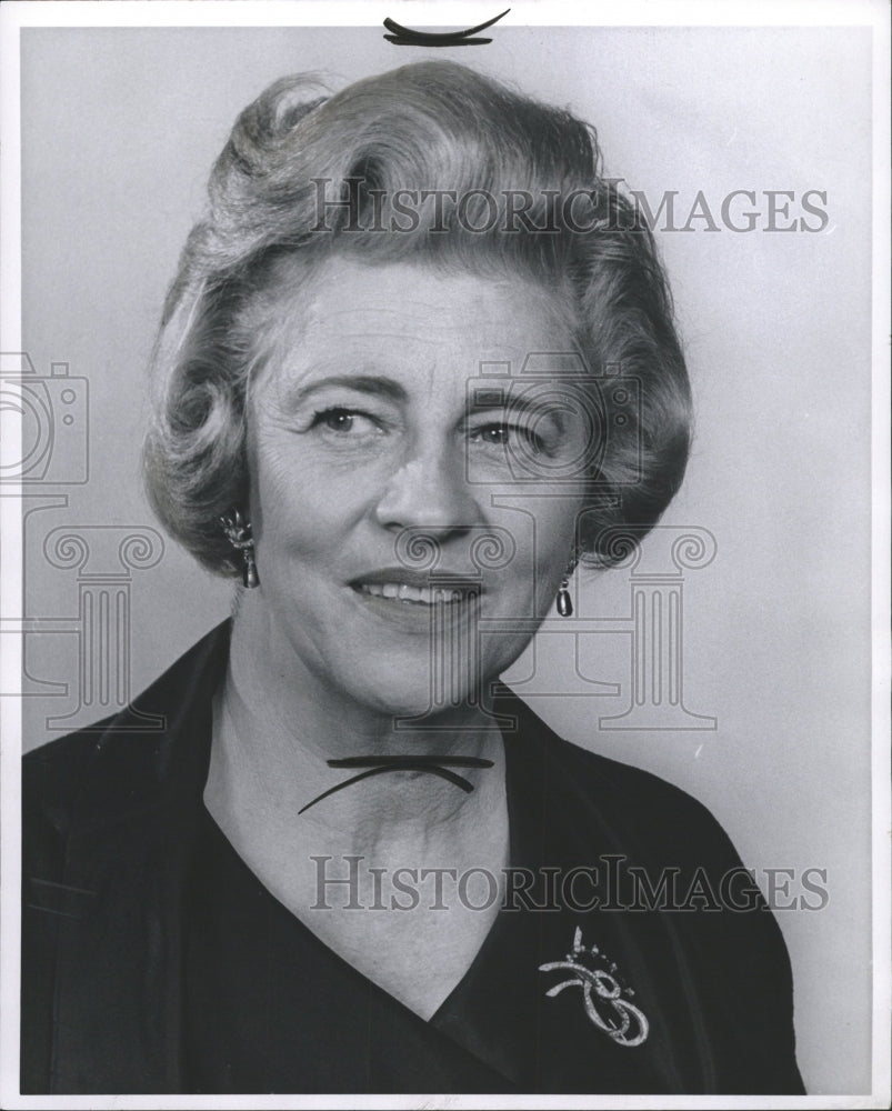 1966 Press Photo Pat McCarthy Business Executive - RRW36439 - Historic Images