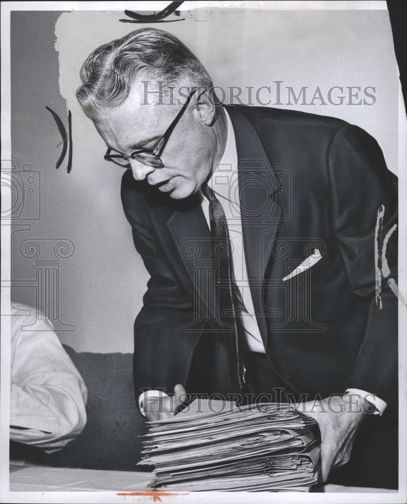 1959 Press Photo McDowell Physician - RRW36493 - Historic Images