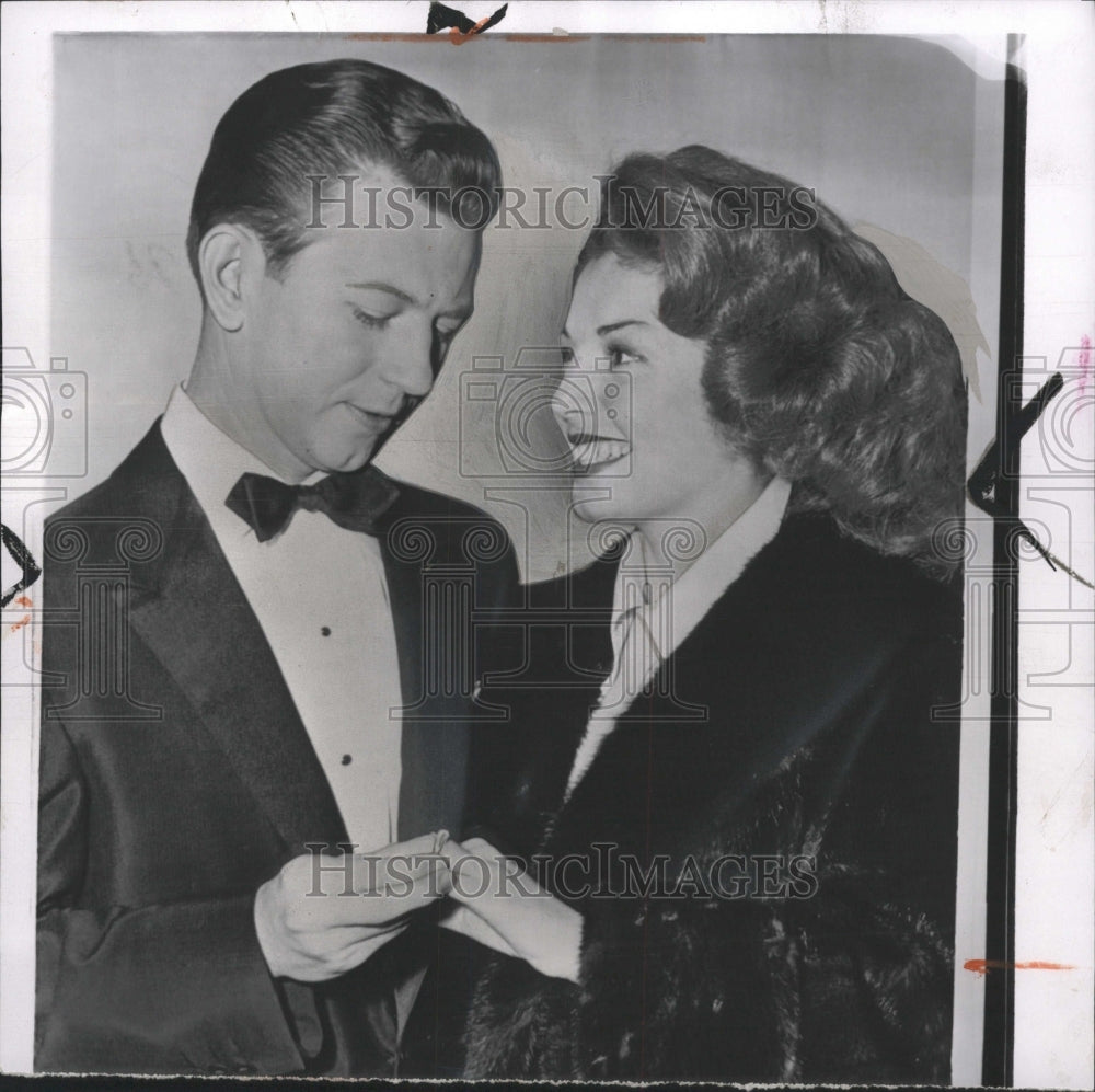 1956 Press Photo Donald O&#39;Connor Actor Engagement - RRW36511 - Historic Images