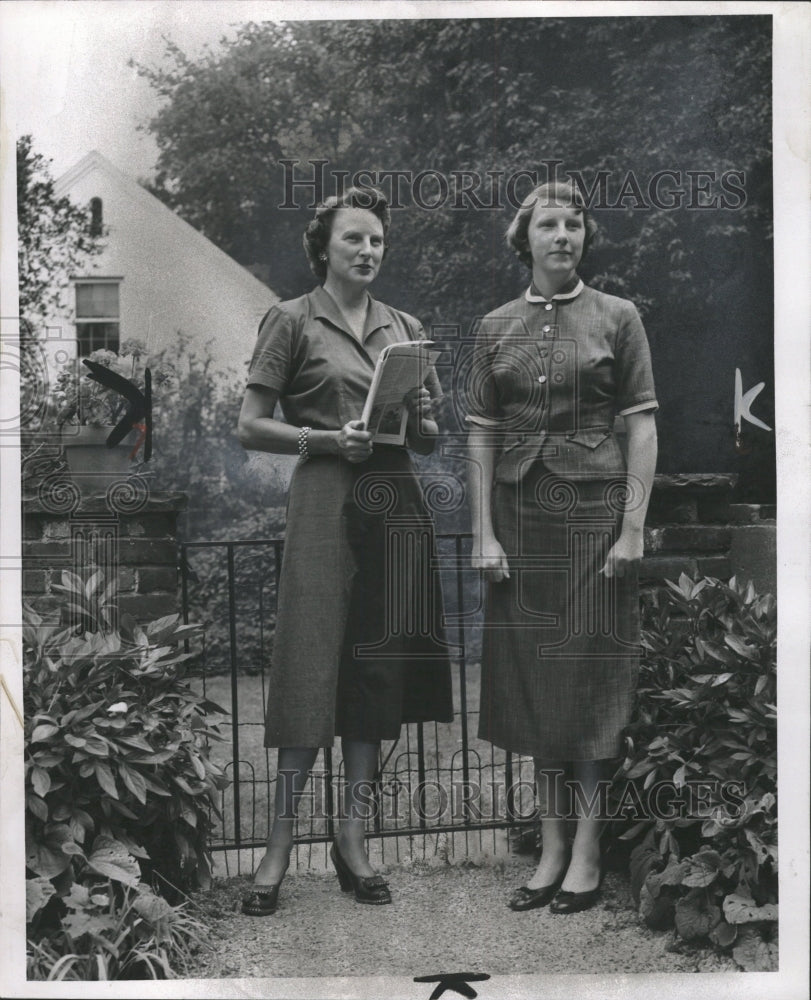 1954 Press Photo Miles Brien Detroit Society Dan Joney - RRW36645 - Historic Images