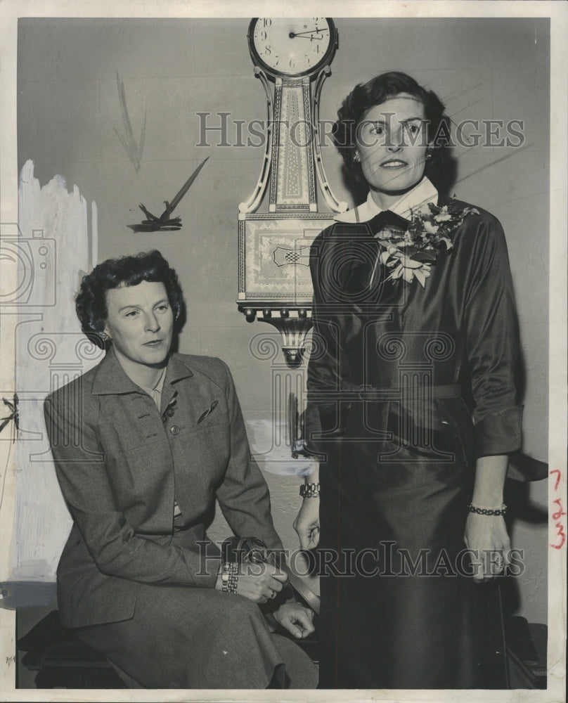 1951 Press Photo Mrs. Mile O&#39;Brien Thomas Petzold - RRW36647 - Historic Images