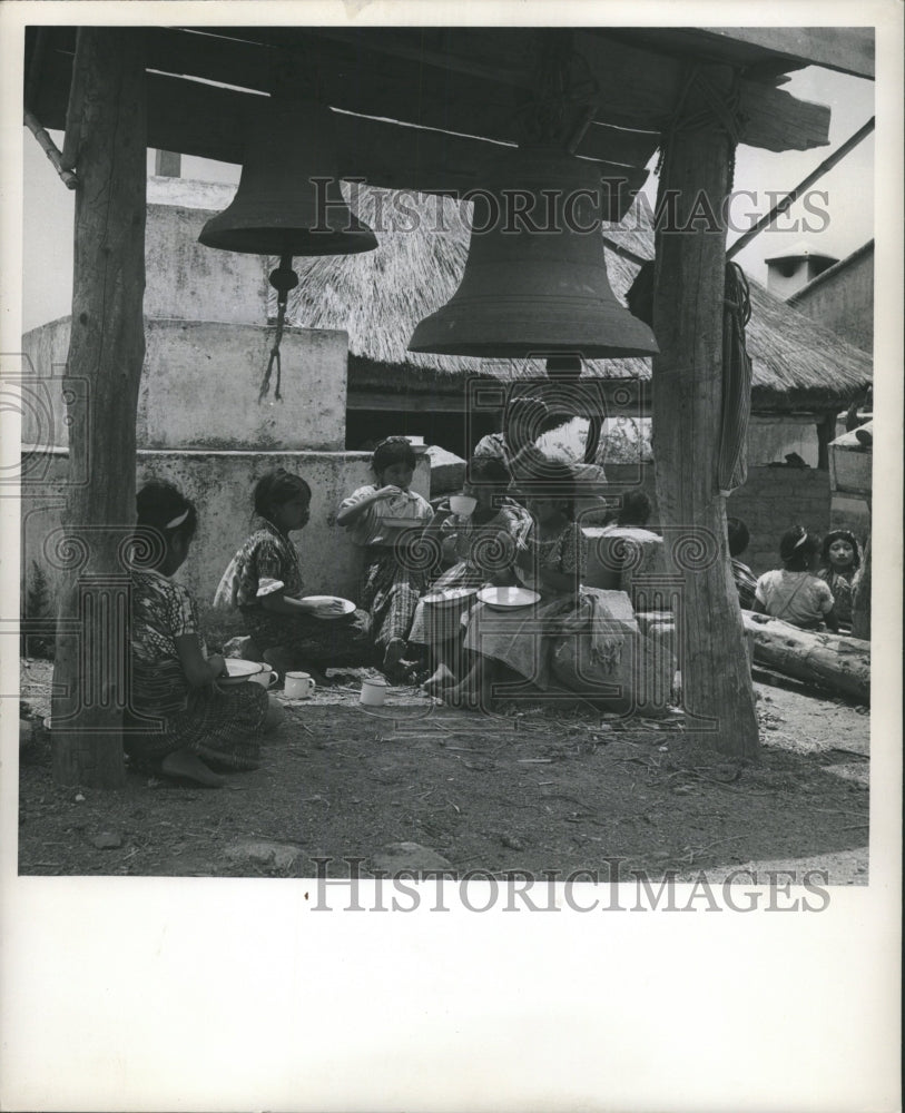 1952 Press Photo UNICEF Guatemalan School Programs - RRW36971 - Historic Images