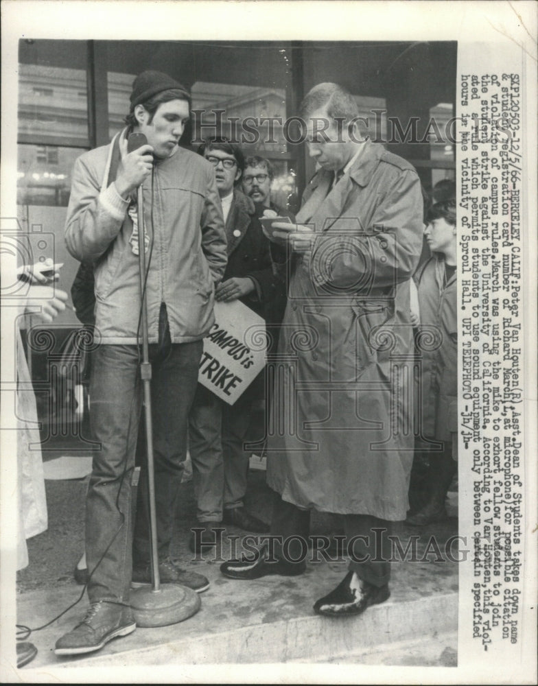 1966 Press Photo University Student March Cited - RRW37165 - Historic Images