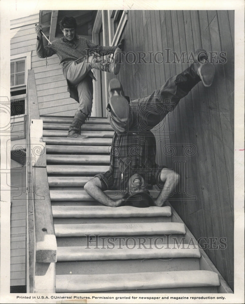 1977 Press Photo Universal Studio Stunt Men In Action - RRW37215 - Historic Images
