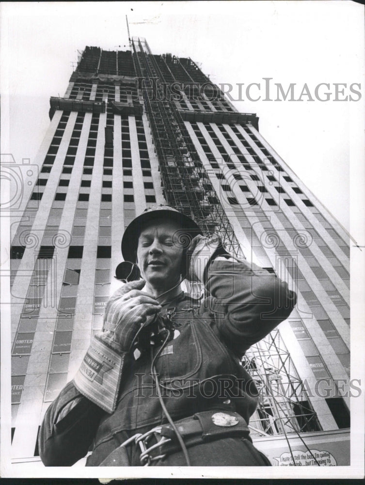 1961 Press Photo 41 story United of America Skyscraper - RRW37511 - Historic Images