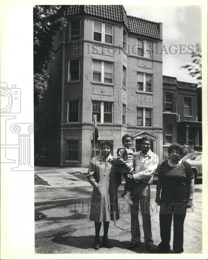 1983 Press Photo Apartment building renewal - RRW37549 - Historic Images