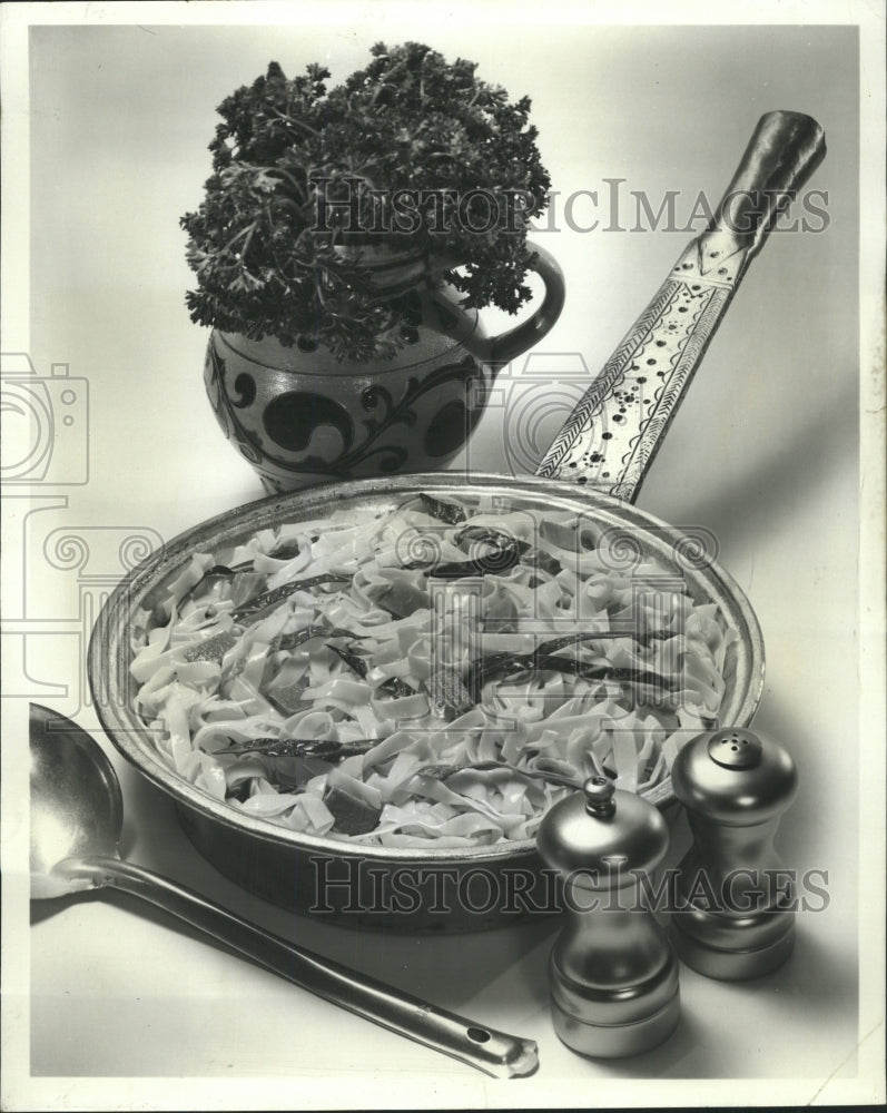 1980 Press Photo Fettccine Noodles Dish - RRW37869 - Historic Images