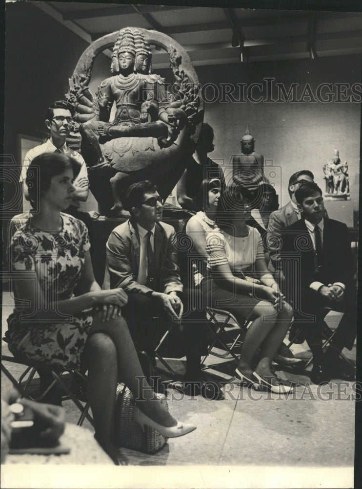 1966 Press Photo Peace Corps readies for Thailand trip - RRW38045 - Historic Images