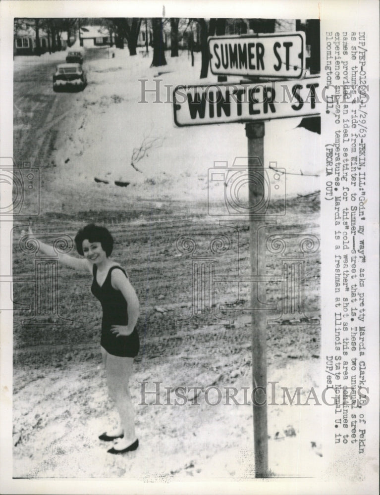 1963 Press Photo Thumbing a ride from Winter to Summer - RRW38259 - Historic Images