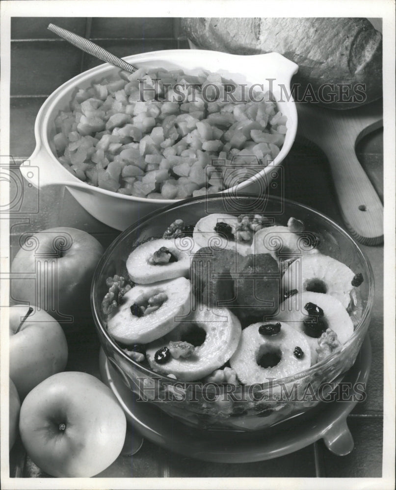 1981 Press Photo Sweet Potato Zimmes Thanksgiving Meal - RRW38391 - Historic Images
