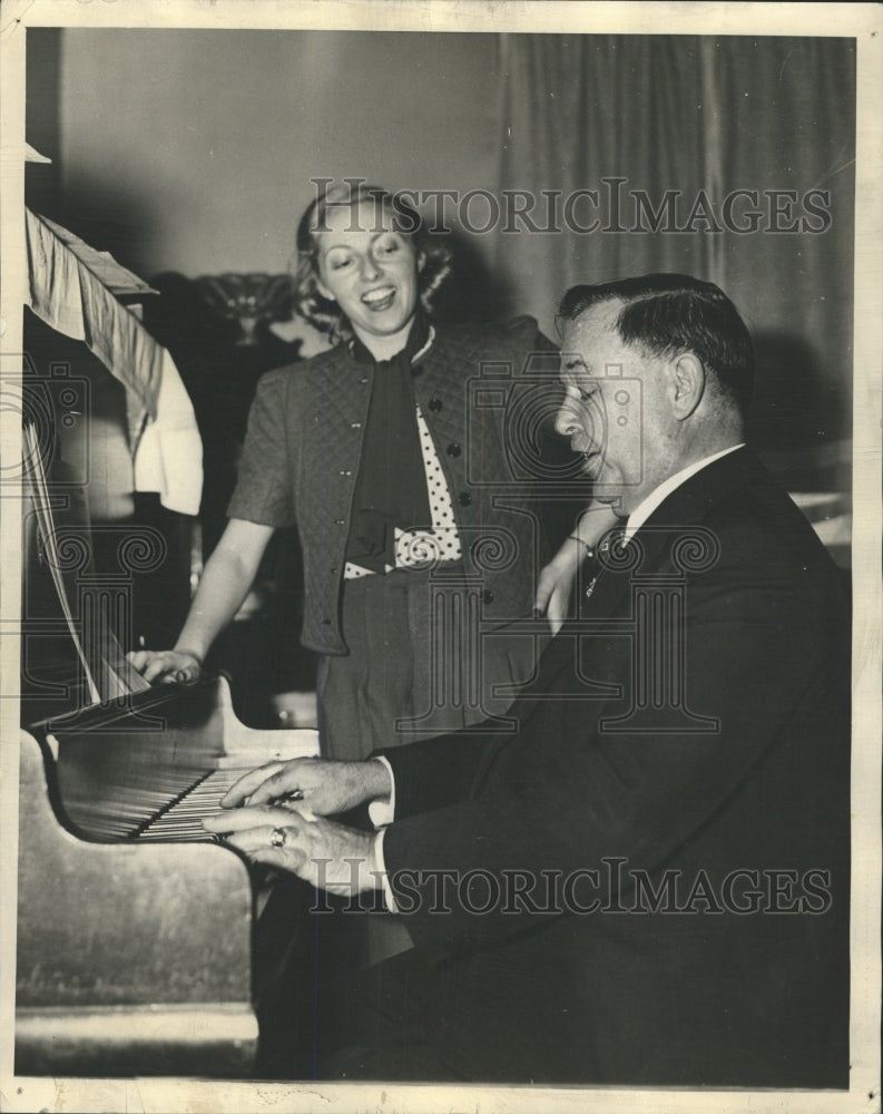 1938 Press Photo Tamara Andreeva Times Reporter Wraner - RRW38701 - Historic Images
