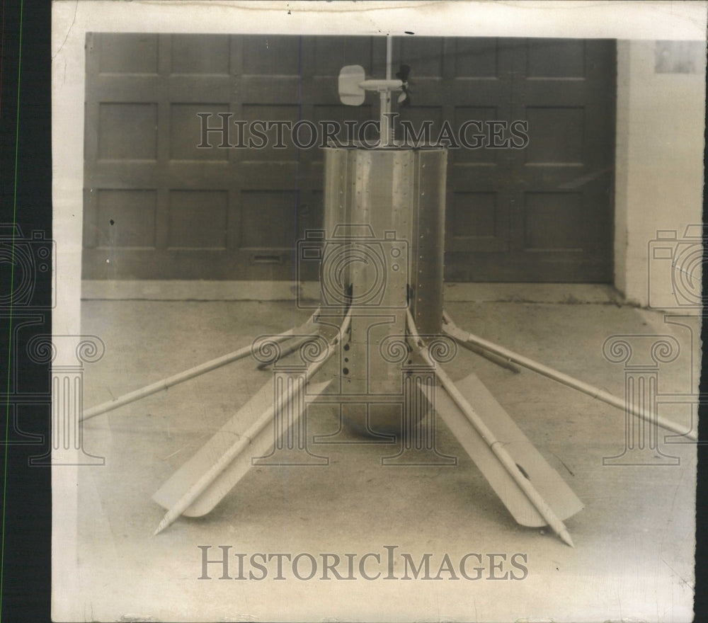 1956 Press Photo Navy Grasshopper Weather Station - RRW38757 - Historic Images