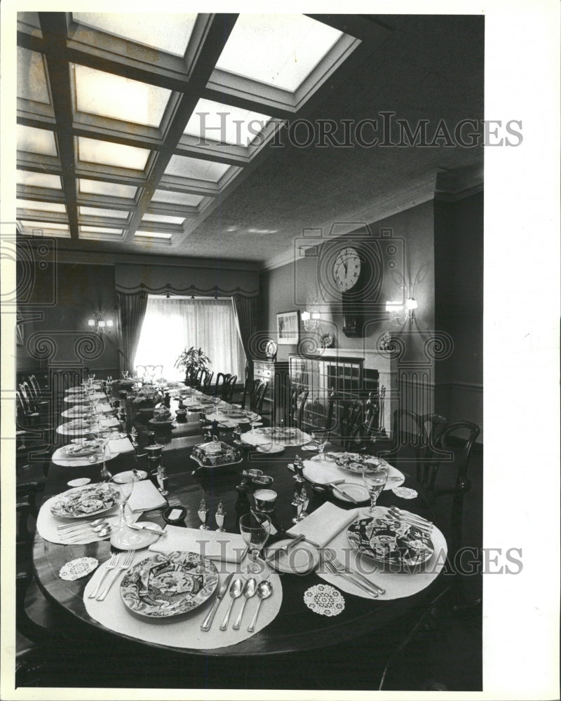 1983 Press Photo Directors' Room Northern Trust Bank - RRW38759 - Historic Images