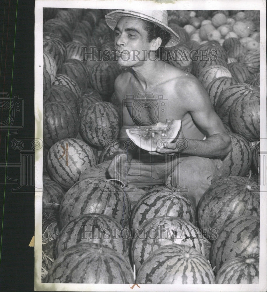 1949 Press Photo Italy Summer Watermelon Roman Treat - RRW38863 - Historic Images