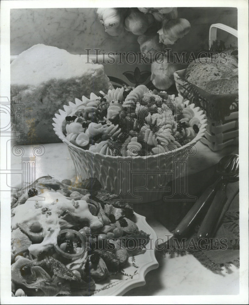 1980 Press Photo Ham With Rigatoni, Raisins, Walnuts - RRW38917 - Historic Images