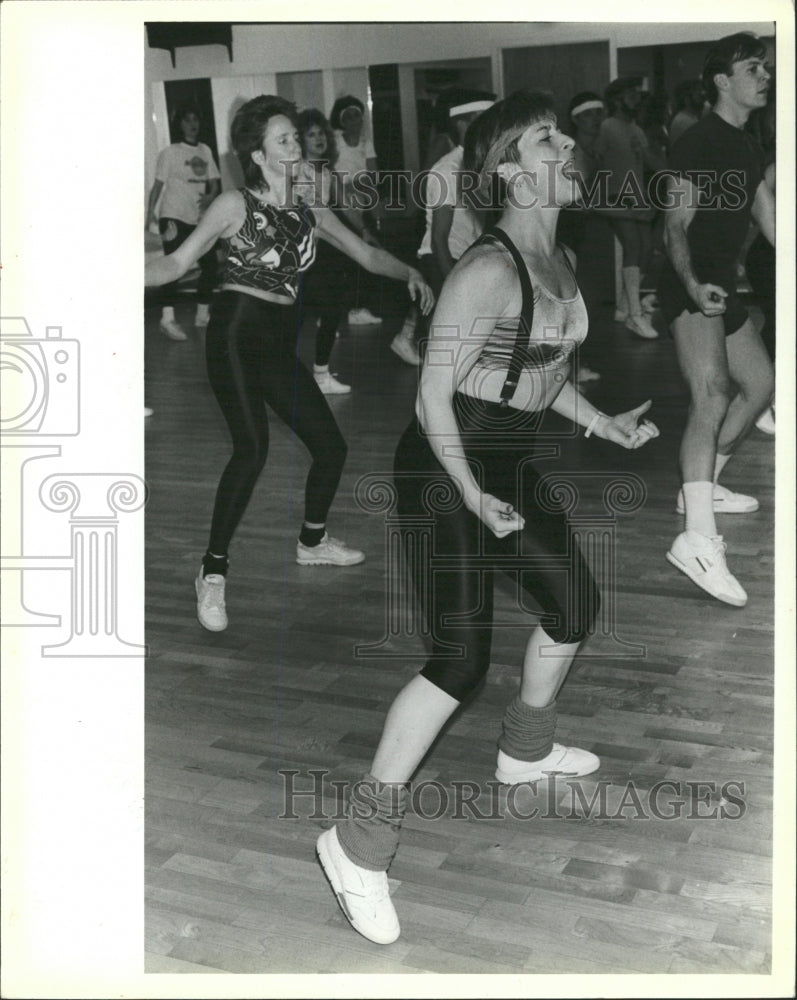 1988 Press Photo Penny Heffelfinger Aerobics Instructor - RRW38955 - Historic Images