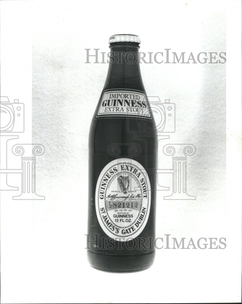 1990 Press Photo Guinness, a popular drink - RRW39155 - Historic Images