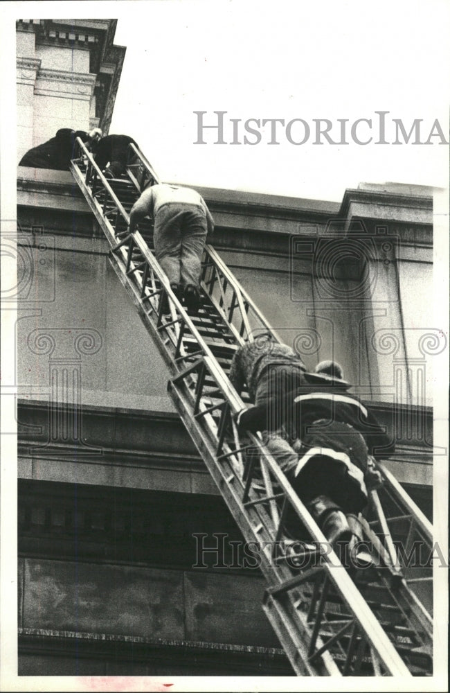 1980 Press Photo Entrance to Union Station on Roof - RRW39273 - Historic Images