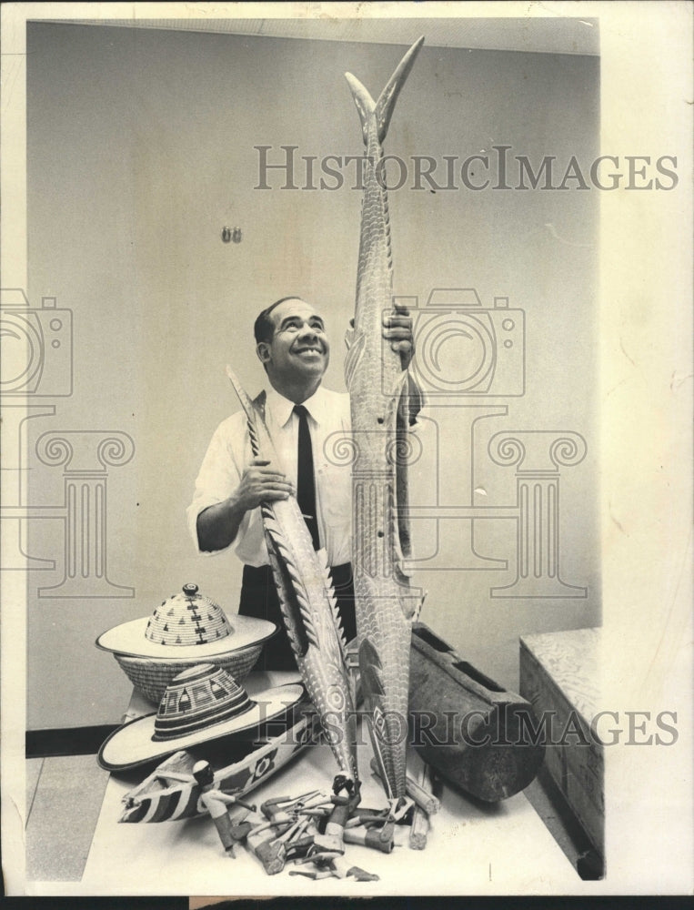 1966 Press Photo Gifts for the United Nations - RRW39575 - Historic Images