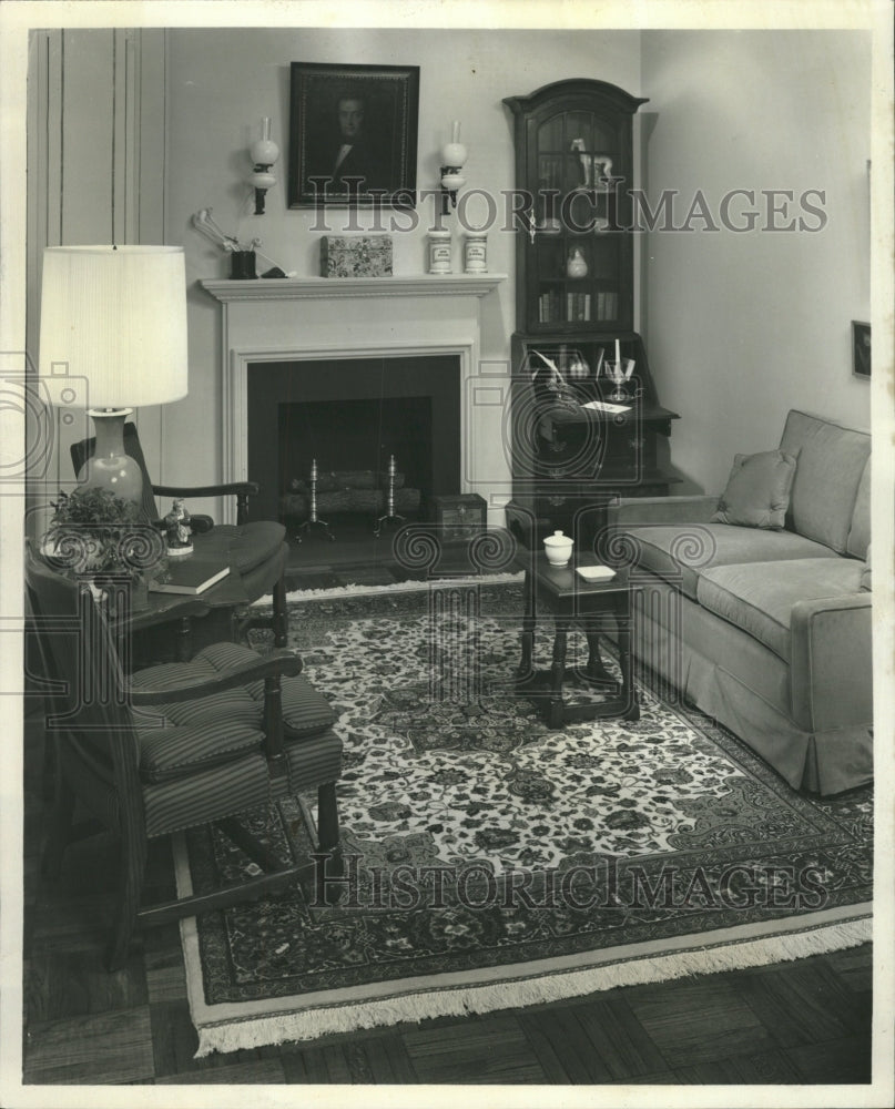 1968 Press Photo Oriental Rug/Colonial Furniture - RRW39693 - Historic Images