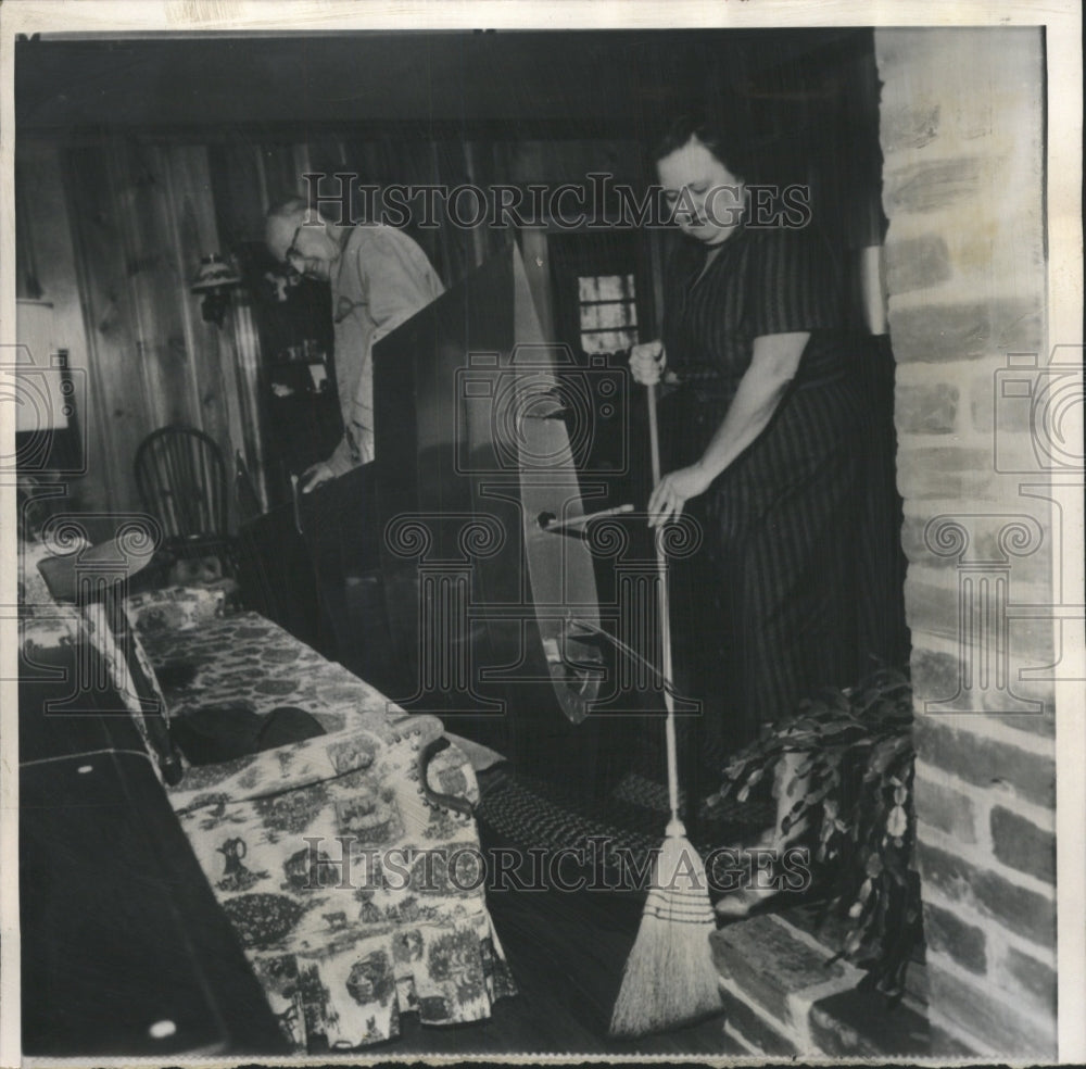 1964 Press Photo Ed Flint Airplane Construction - RRW40049 - Historic Images