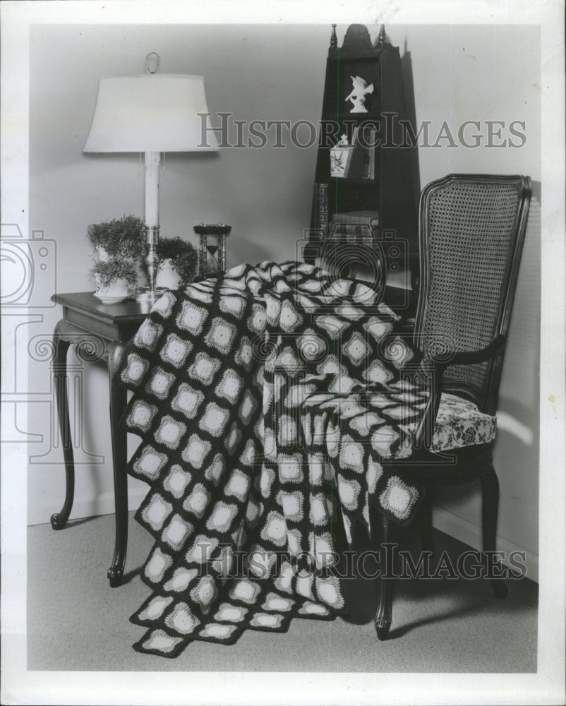 1976 Press Photo Afghan Crochet Stiches - RRW40259 - Historic Images