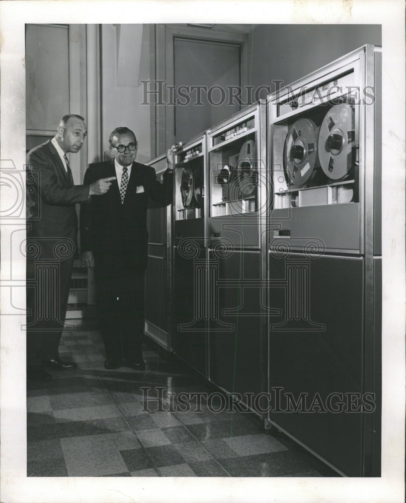 1962 Press Photo Adams Home Federal Saving Loan State - RRW40683 - Historic Images