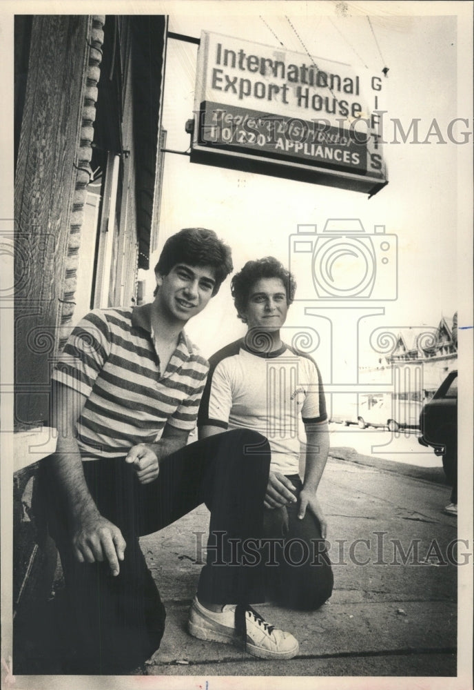 1981 Press Photo Charles Marco David Herm Oakley metal - RRW40735 - Historic Images