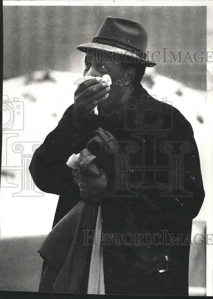 1978 Press Photo North Side tannery workman flees gas - RRW40781 - Historic Images