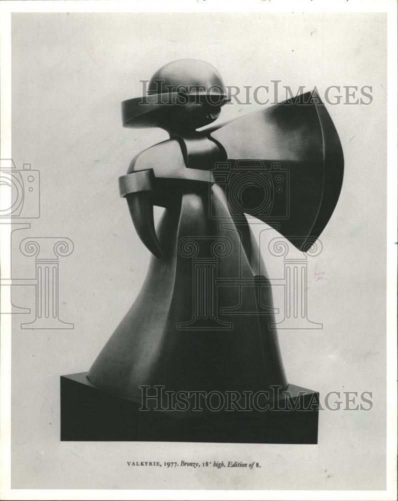 1977 Press Photo Pittman sculpture Phyllis Kind Gallery - RRW40951 - Historic Images