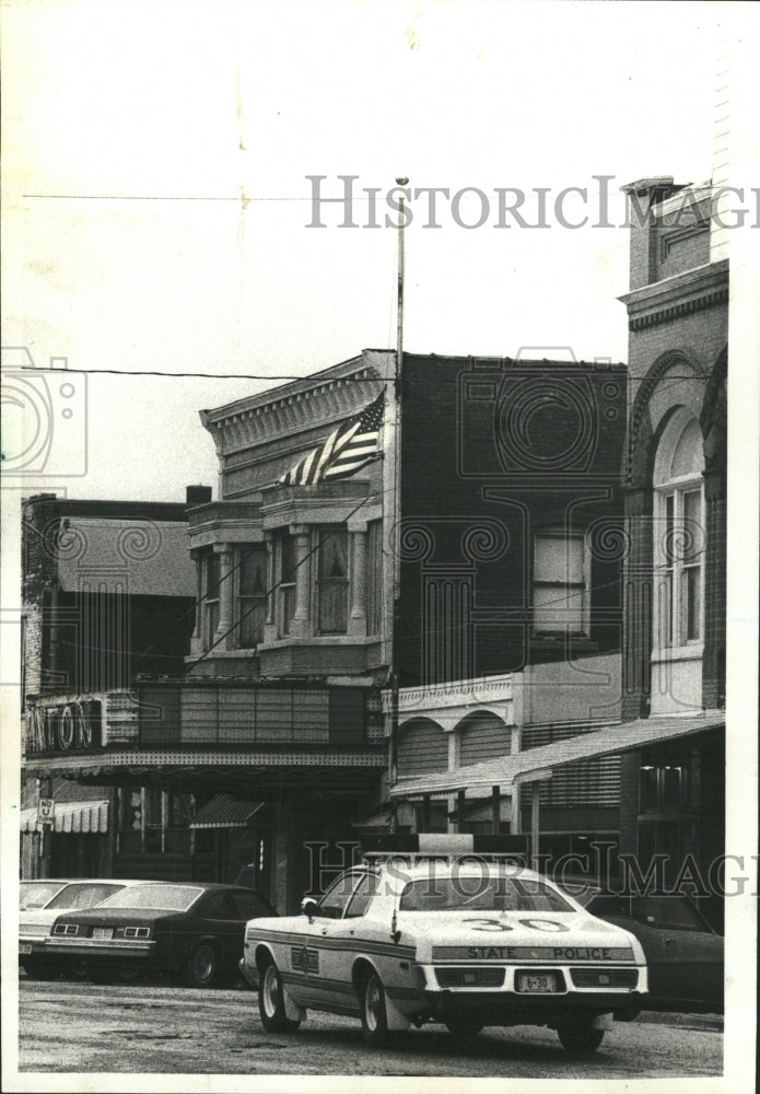 1979 Press Photo Flag Lowered After Two Officers Slain - RRW40967 - Historic Images