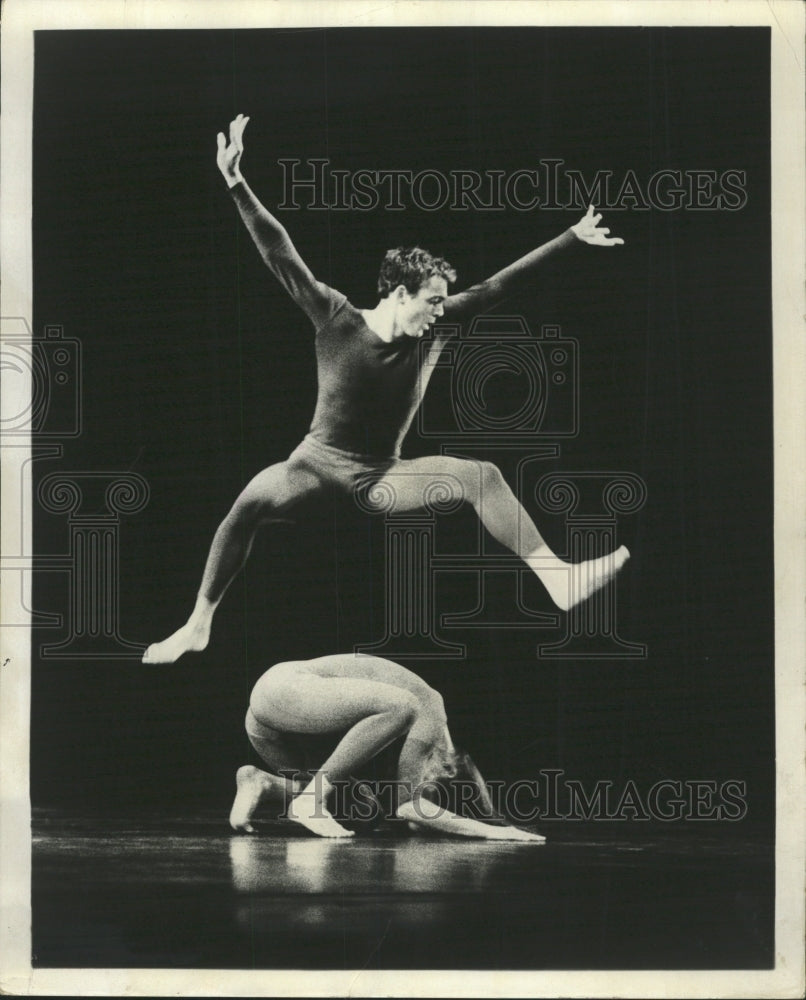 1965 Press Photo Paul Taylor Dance Co dancers Chicago - RRW41001 - Historic Images