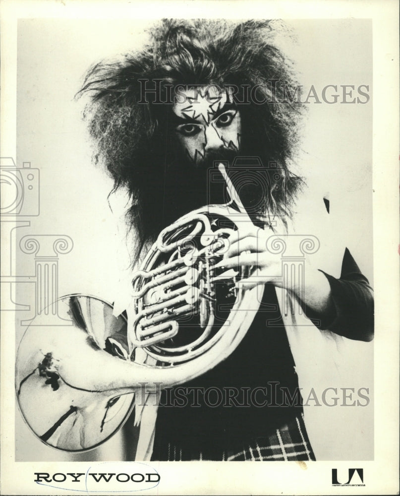 1974 Press Photo Roy Adrian Wood Orchestra Wizzard - RRW41129 - Historic Images