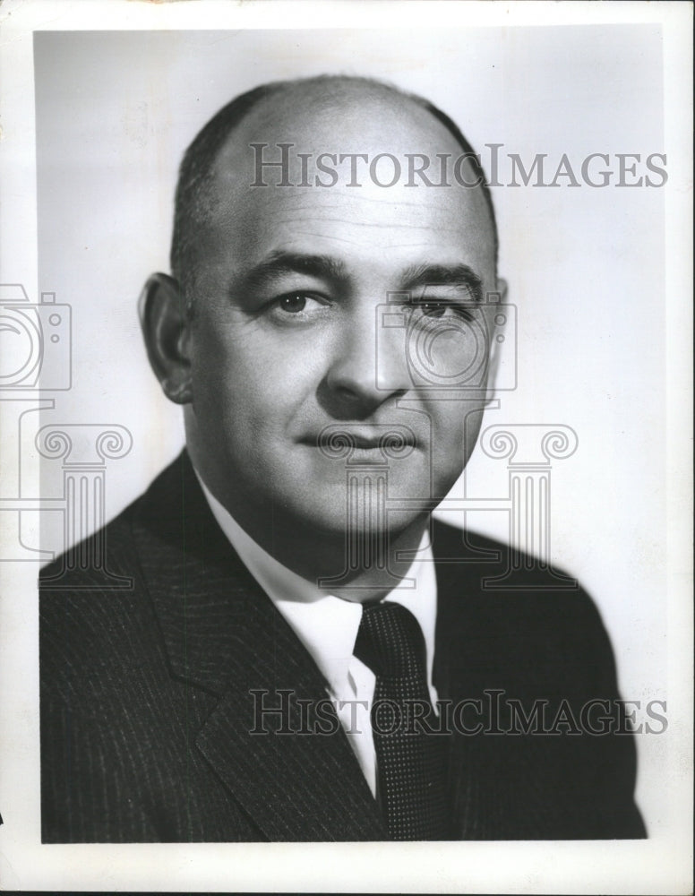 1972 Press Photo Robert Wood President CBS television - RRW41187 - Historic Images