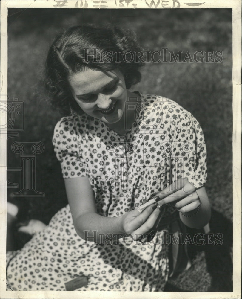 1941 Press Photo Edythe Pearsall radio actress Dearborn - RRW41217 - Historic Images