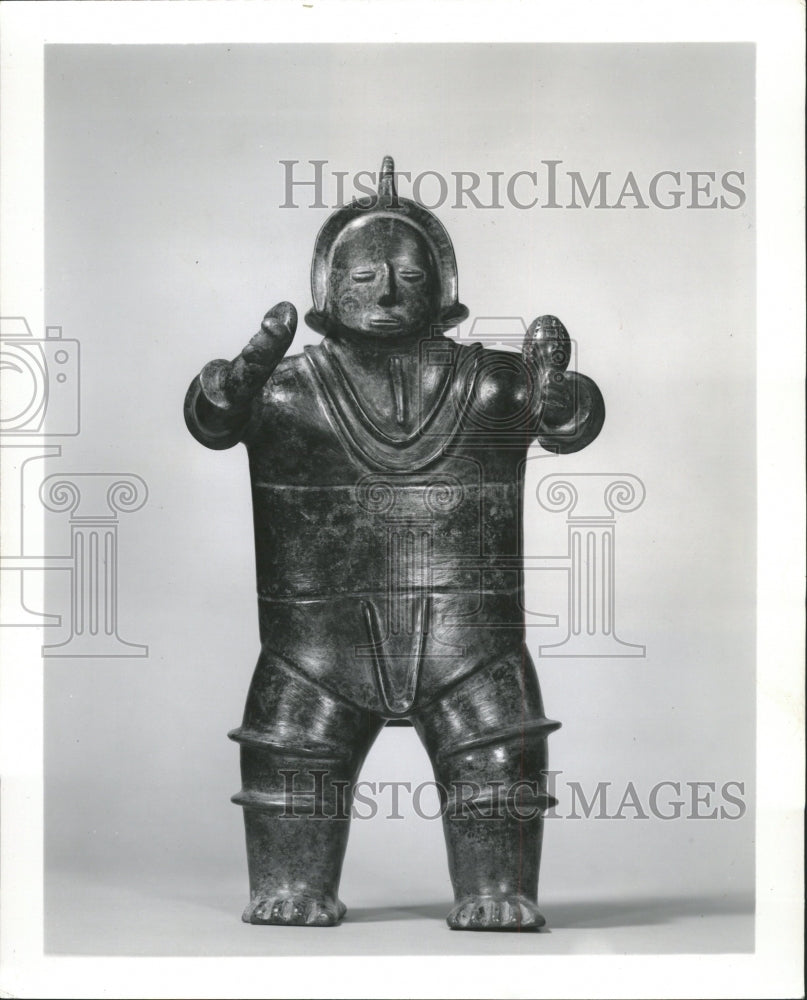 1963 Press Photo Standing Warrior Art Institute Chicago - RRW41787 - Historic Images