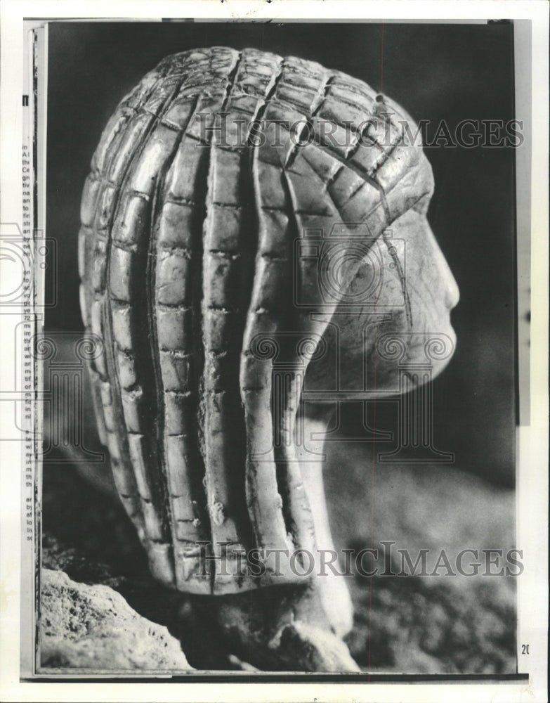 1960 Press Photo Head of Prehistoric Young Woman. - RRW41793 - Historic Images