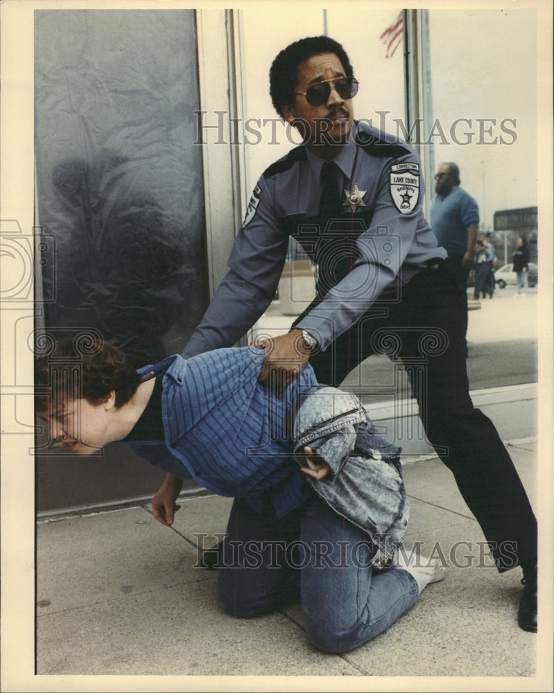 1991 Press Photo Abortion Protester Lake Forest Oasis - RRW41869 - Historic Images