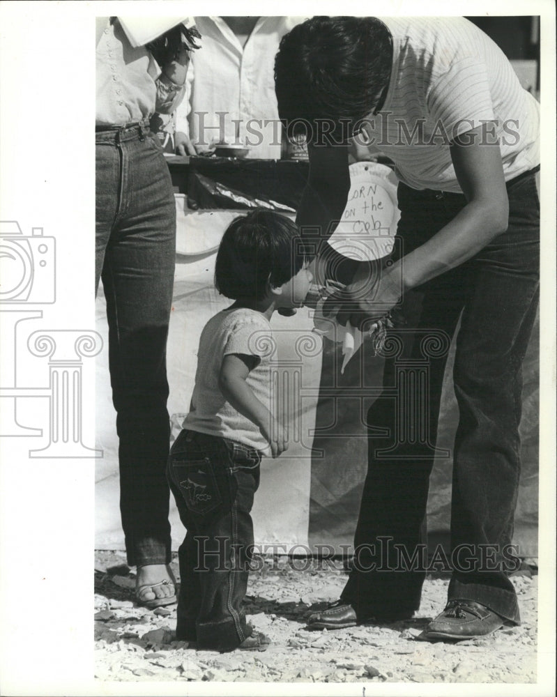 1982 Press Photo Kostner Mexican Festival Rides Varios - RRW42149 - Historic Images