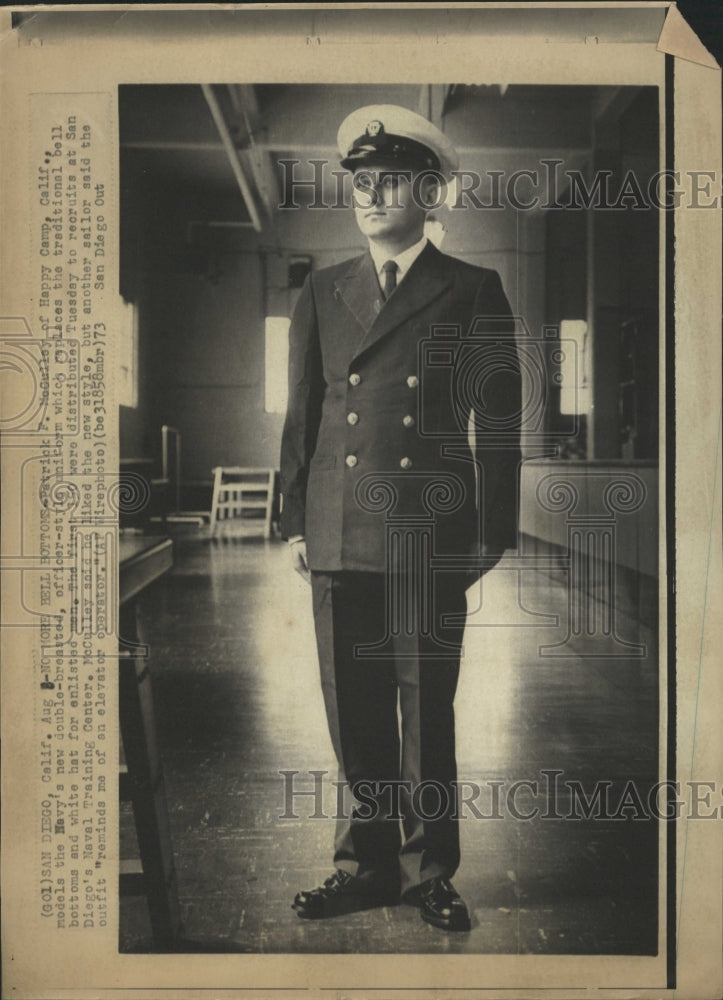 1973 Press Photo US Navy Bell Bottom Uniforms - RRW42175 - Historic Images