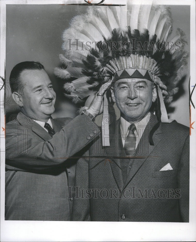 1959 Press Photo Benson Ford and John Cronin auto execu - RRW42439 - Historic Images