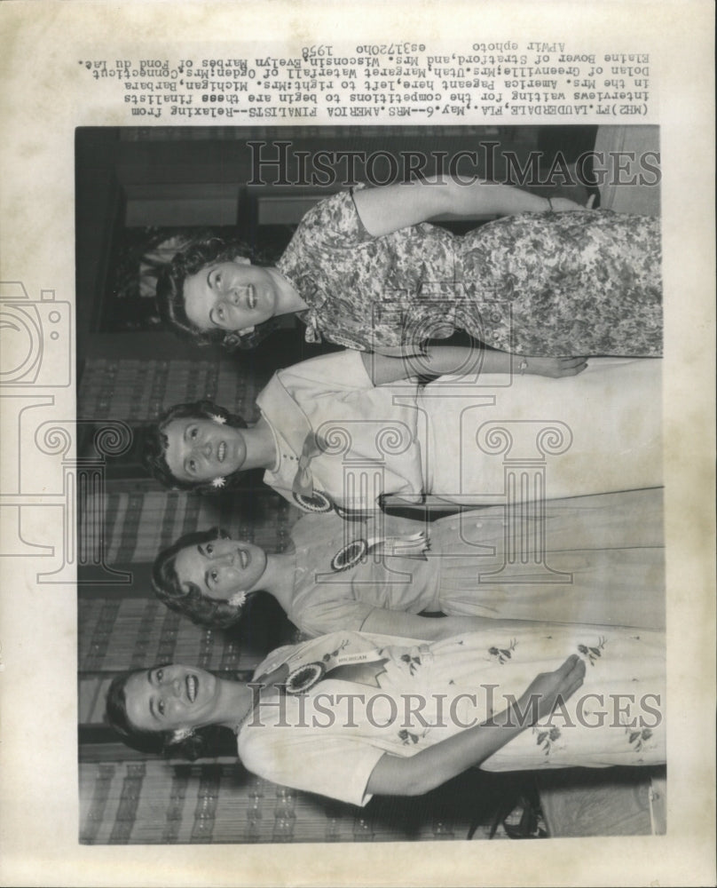 1958 Press Photo Mrs America Finalists - RRW42561 - Historic Images